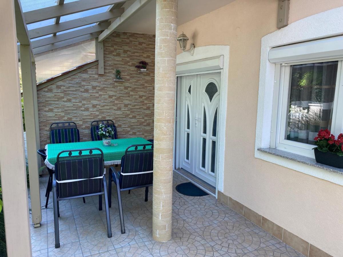 Sommer Ferienhaus Balatonszarszo Esterno foto