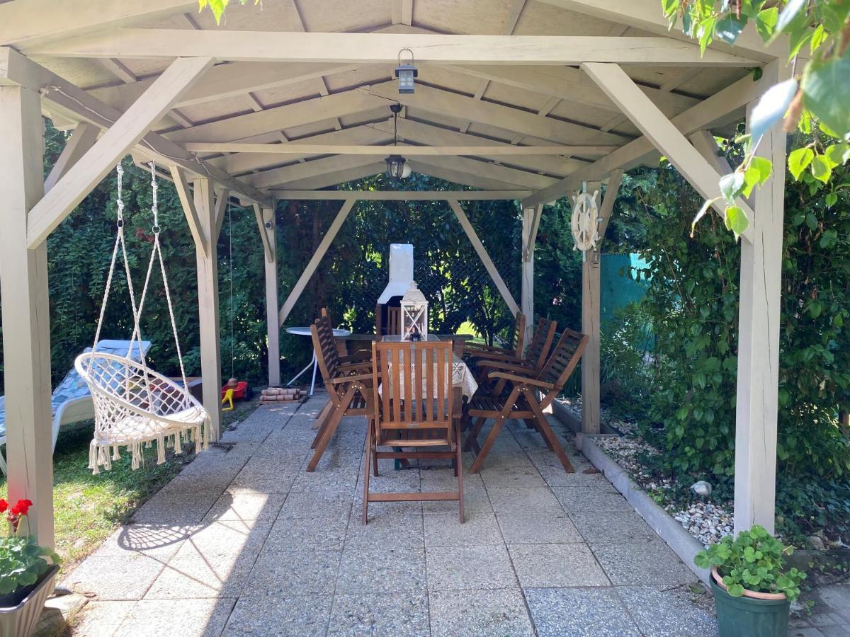 Sommer Ferienhaus Balatonszarszo Esterno foto