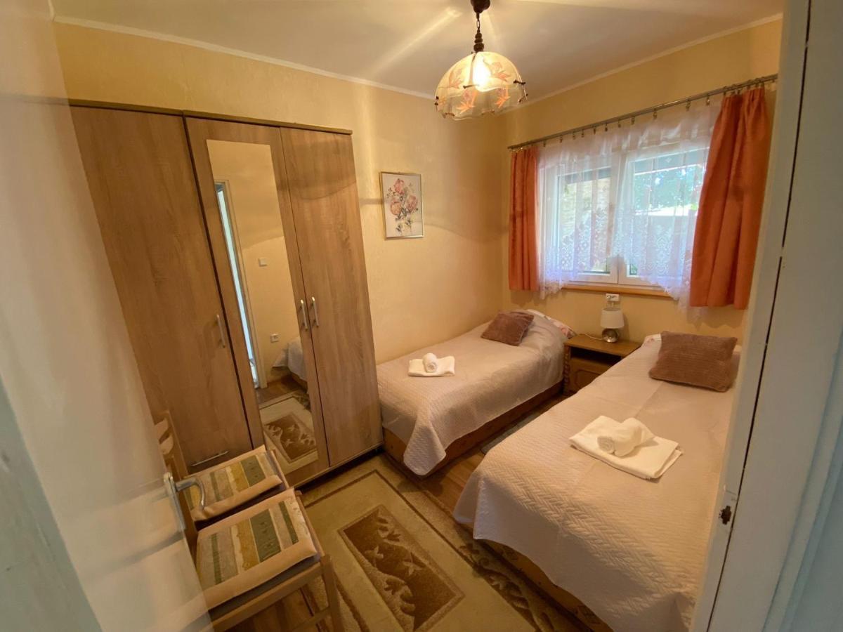 Sommer Ferienhaus Balatonszarszo Esterno foto